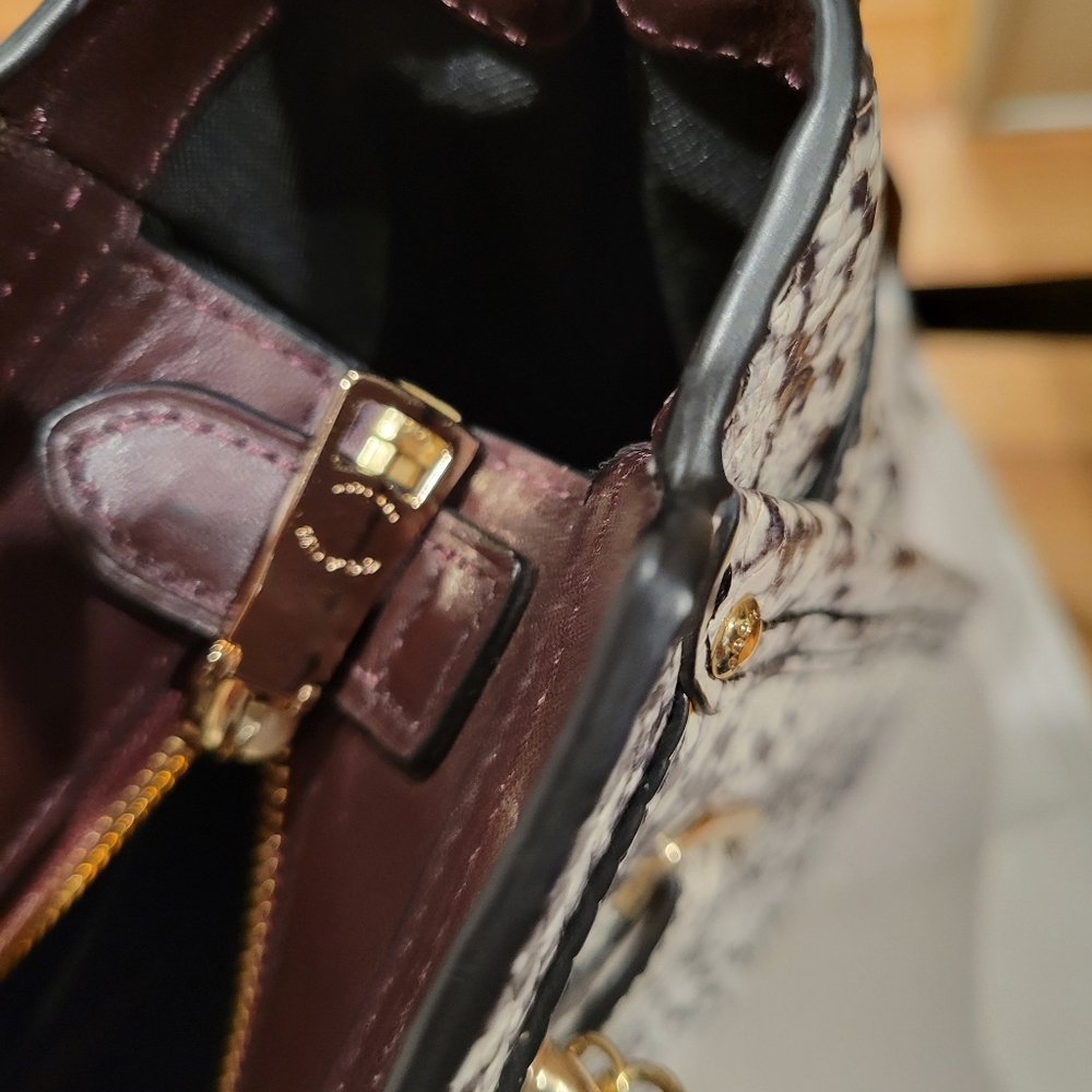 EUC Coach Exotic Swagger Satchel - Picture 14 of 15